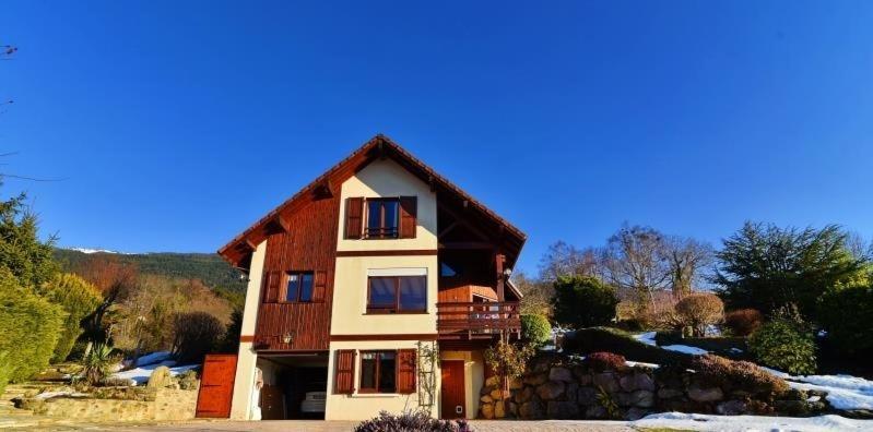 Eco-Logis Mad'In Belledonne Theys Exterior foto